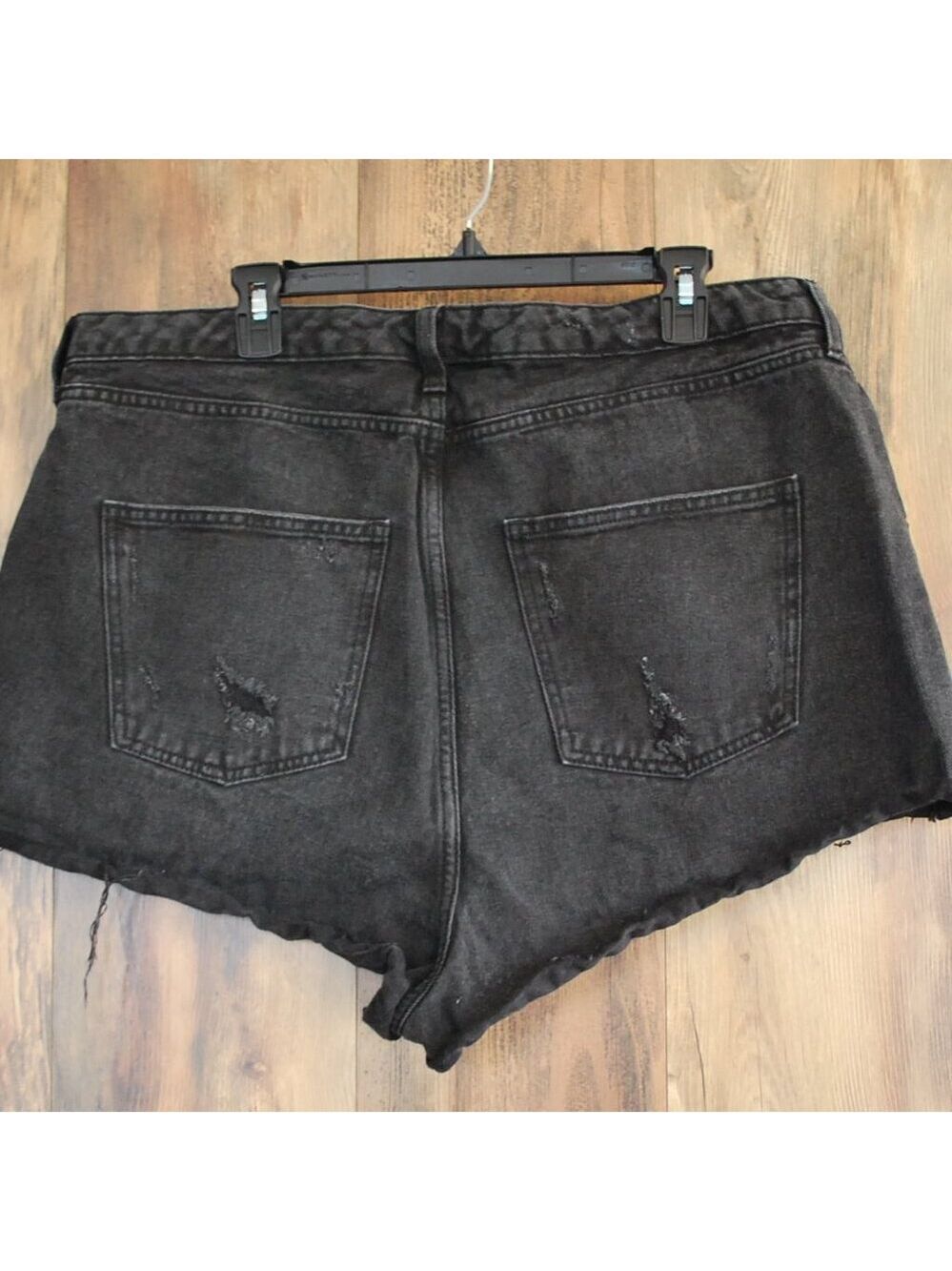 Wild Fable Juniors Super High Rise Cutoff Black Jean Shorts 17